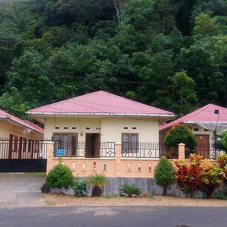 Rome Residence Sibolga Pandan Halangan Exterior foto